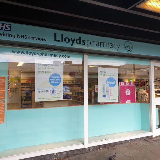 LloydsPharmacy - Bell Green District Centre, 9 Riley Square, Bell Green, Coventry CV2 1LS, Reino Unido