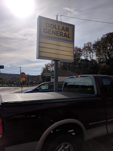 Discount Store «Dollar General», reviews and photos, 20 W Main St, Weatherly, PA 18255, USA