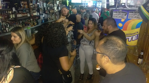 Liquor Store «Rite Liquors», reviews and photos, 1649 W Division St, Chicago, IL 60622, USA