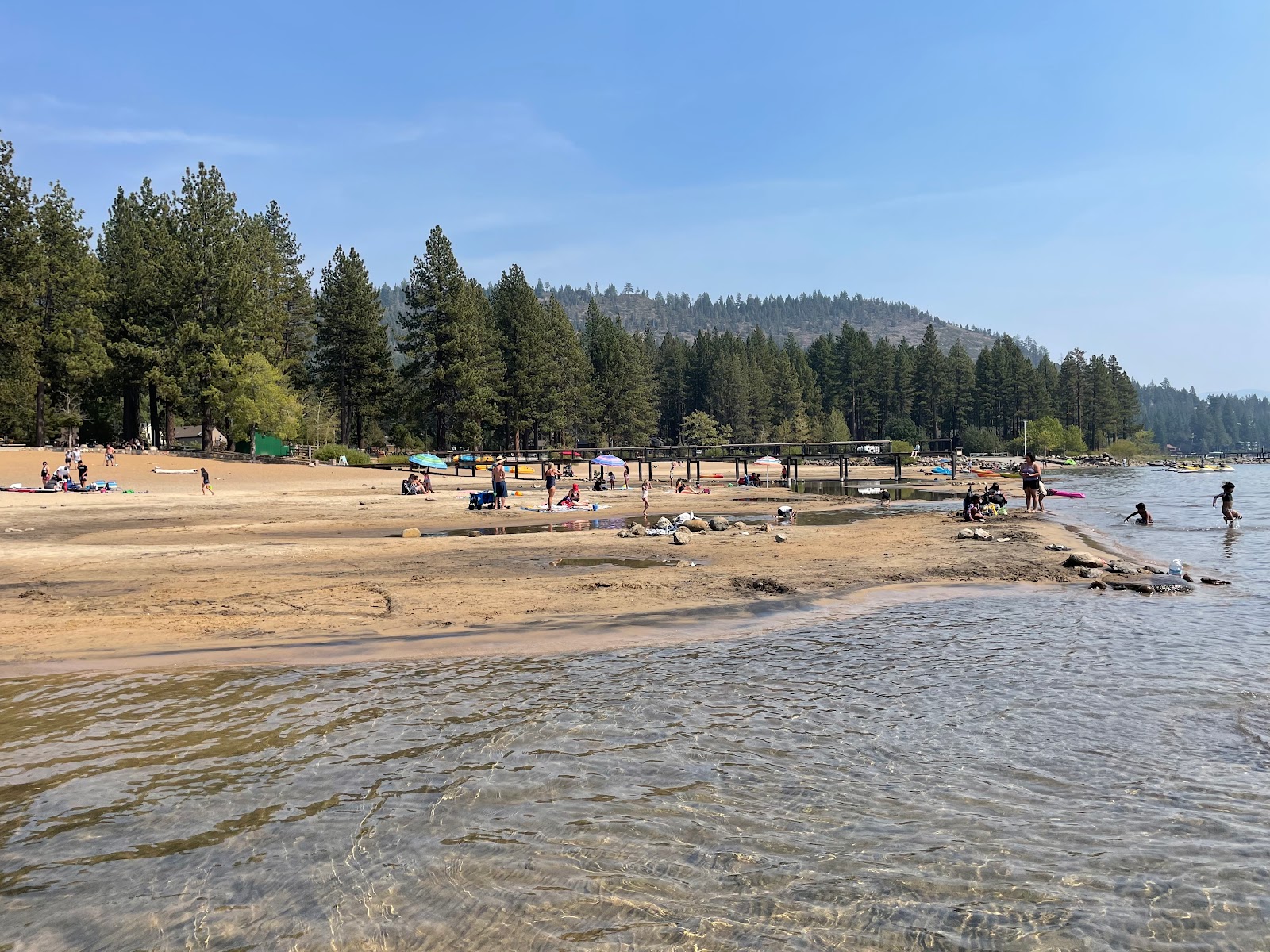 Photo de Kings Beach avec un rivage spacieux