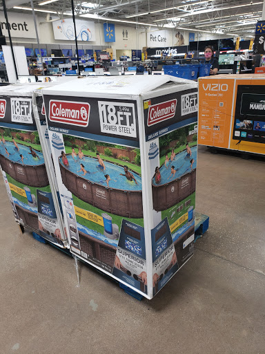 Department Store «Walmart Supercenter», reviews and photos, 3003 N Highway 61, Muscatine, IA 52761, USA