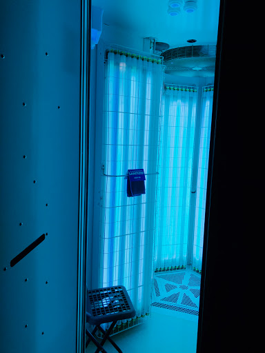 Tanning Salon «BramaSole Tanning & Boutique», reviews and photos, 1228 Willow Creek Rd # 3, Prescott, AZ 86301, USA