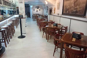 Bar Restaurante El Faro image