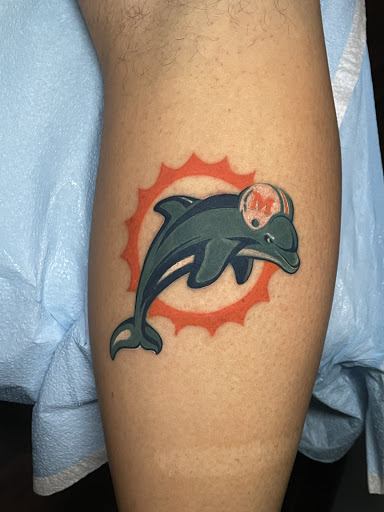 Explore heart break tattoo ideas, creative tattoo ideas in Kissimmee, available at Ol Skool Tattoos Studio