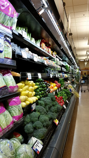 Grocery Store «Stop & Shop», reviews and photos, 250 Bellevue Ave, Newport, RI 02840, USA