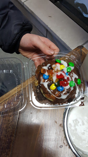 Donut Shop «Daily Dozen», reviews and photos, 32701 Woodward Ave, Royal Oak, MI 48073, USA