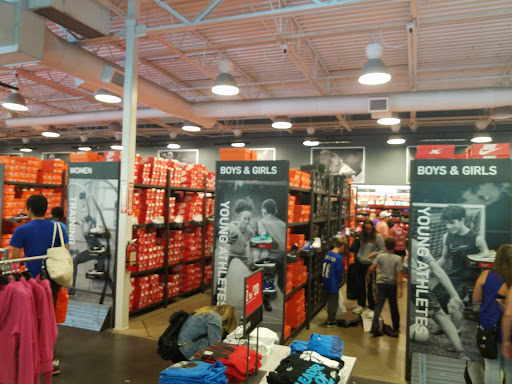 Sporting Goods Store «Nike Factory Store», reviews and photos, 1000 PA-611 #120, Tannersville, PA 18372, USA