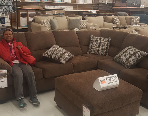 Discount Store «Big Lots», reviews and photos, 1699 River Oaks Dr, Calumet City, IL 60409, USA