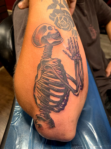 Explore alpha wolf tattoo ideas, creative tattoo ideas in Cape Coral, available at UNRIVALED INK