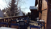 Atmosphère du Restaurant français Le Chalet Du Sire à Les Deserts - n°6