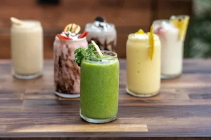 Healthy & Delicious Smoothie Spot image