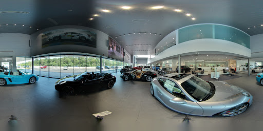 Porsche Dealer «Porsche Exchange», reviews and photos, 2300 Skokie Valley Rd, Highland Park, IL 60035, USA