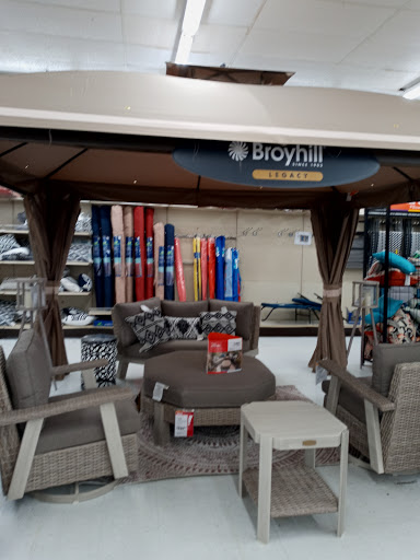 Discount Store «Big Lots», reviews and photos, 2605 Main St, Tupelo, MS 38801, USA