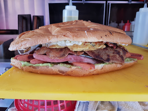 Tortas Gigantes