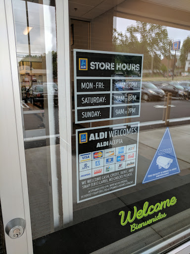 Supermarket «ALDI», reviews and photos, 7006 Columbia Pike, Annandale, VA 22003, USA