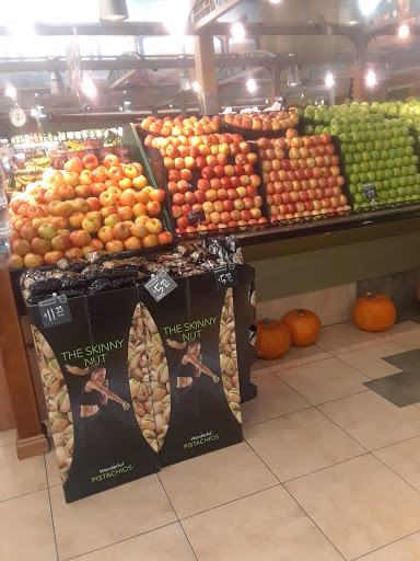 Grocery Store «Bristol Farms», reviews and photos, 1570 Rosecrans Ave, Manhattan Beach, CA 90266, USA