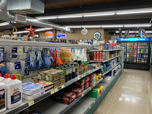 Grocery Store «Bear Creek Country Store», reviews and photos, 3530 NE Old Belfair Hwy, Belfair, WA 98528, USA