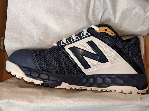 Shoe Store «New Balance Arlington», reviews and photos, 3751 Matlock Rd #101, Arlington, TX 76015, USA