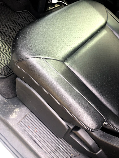 Car Wash «Aqua Auto Wash Detail & Lube Center», reviews and photos, 4102 College Park Dr, The Woodlands, TX 77384, USA