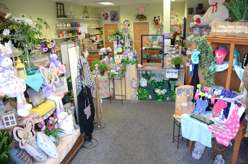 Florist «Chapel Hill Florist», reviews and photos, 2913 IL-120, McHenry, IL 60051, USA