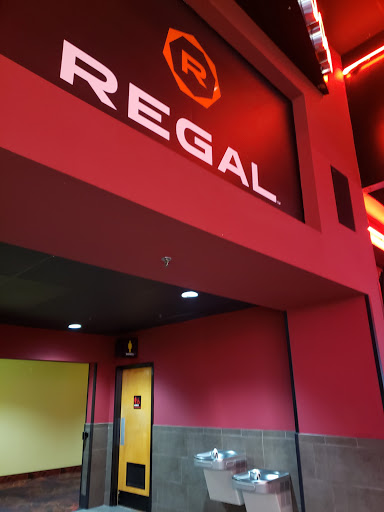 Movie Theater «Regal Cinemas Greenbrier 13», reviews and photos, 600 Jarman Rd, Chesapeake, VA 23320, USA