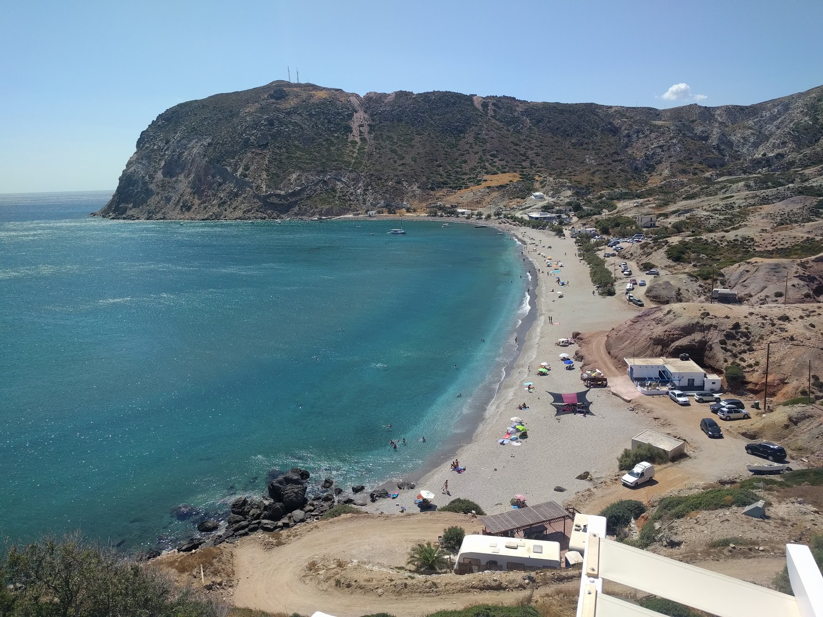 Foto de Agia Kiriaki beach com água cristalina superfície