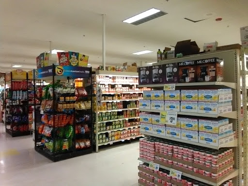 Grocery Store «The Fresh Grocer of Adams Plaza», reviews and photos, 800 W 4th St, Wilmington, DE 19801, USA