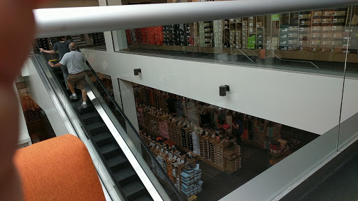 Shoe Store «DSW Designer Shoe Warehouse», reviews and photos, 60 NJ-17, Paramus, NJ 07652, USA