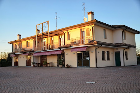 Locanda degli Este - hotel Comacchio di Codigoro, Località Canal Ippolito, 16A, 44021 Caprile FE, Italia