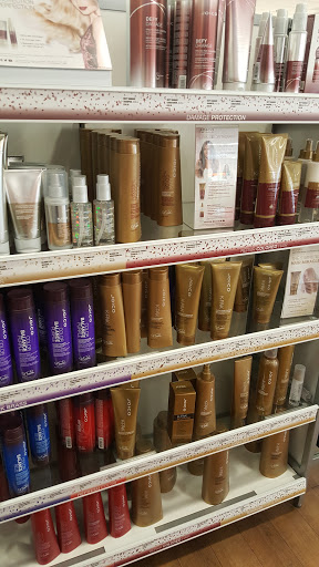 Hair Salon «Ulta Beauty», reviews and photos, 24235 Magic Mountain Pkwy, Valencia, CA 91355, USA