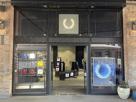 FRED PERRY London Coal Drops Yard