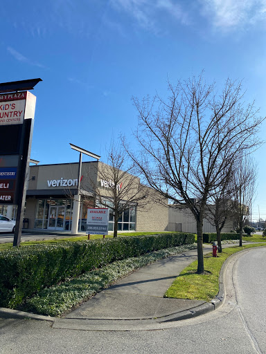 Cell Phone Store «GoWireless Verizon Authorized Retailer», reviews and photos, 14957 N Kelsey St #101, Monroe, WA 98272, USA