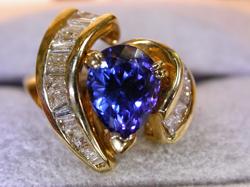 Jewelry Designer «Federal Way Custom Jewelers», reviews and photos, 1810 S 320th St, Federal Way, WA 98003, USA