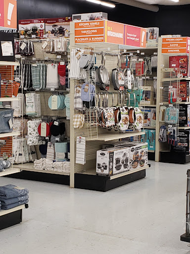 Discount Store «Big Lots», reviews and photos, 111 S Weber Rd, Bolingbrook, IL 60490, USA