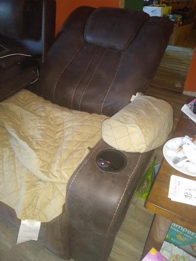 Furniture Store «MFG Furniture & Mattress», reviews and photos, 1535 N National Rd, Columbus, IN 47201, USA