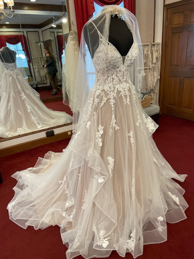 Bridal Shop «Andrews Bridal Shoppe & Tuxedo Central», reviews and photos, 2806 Montgomery Hwy, Dothan, AL 36303, USA
