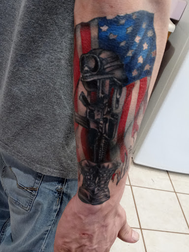 Tattoo Shop «45th st. Tattoo», reviews and photos, 1817 W Glen Park Ave, Griffith, IN 46319, USA