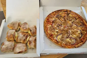 Pizza König image