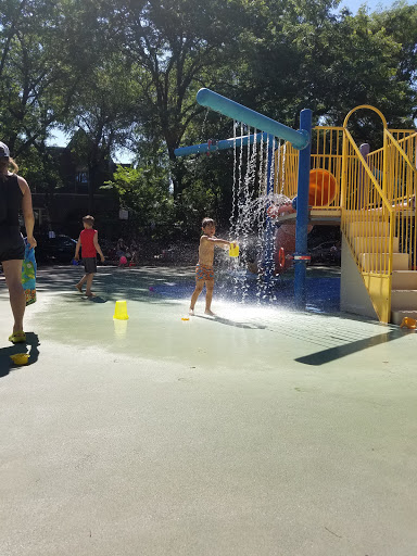 Park «Adams Playground Park», reviews and photos, 1919 N Seminary Ave, Chicago, IL 60614, USA