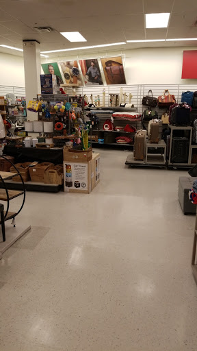 Department Store «T.J. Maxx», reviews and photos, 14651 Ventura Blvd, Sherman Oaks, CA 91403, USA