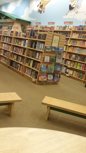 Book Store «Barnes & Noble», reviews and photos, 7700 NE 4th Plain Blvd Vancouver Plaza, Vancouver, WA 98662, USA