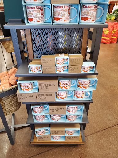 Grocery Store «Dillons», reviews and photos, 5311 SW 22nd Pl, Topeka, KS 66614, USA