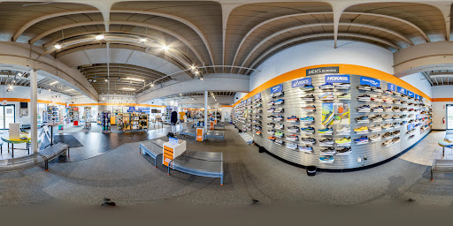 Running Store «Road Runner Sports», reviews and photos, 490 Broad St Suite 1, Shrewsbury, NJ 07702, USA