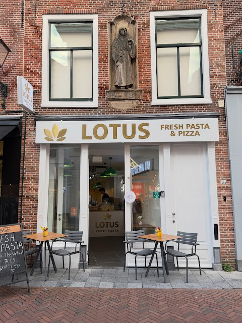Lotus Fresh Pasta & Pizza
