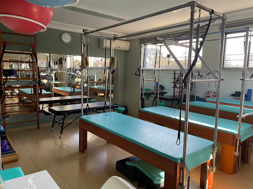 Logo da empresa - Core Pilates Studio