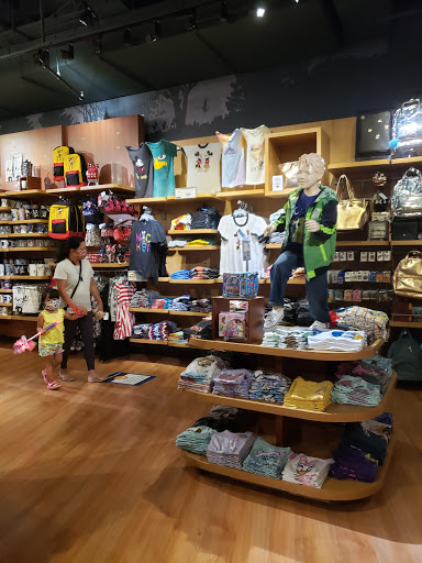 Toy Store «Disney Store», reviews and photos, 1961 Chain Bridge Rd, McLean, VA 22102, USA