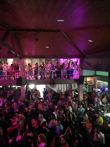 Discotecas abiertas en domingo de Panamá