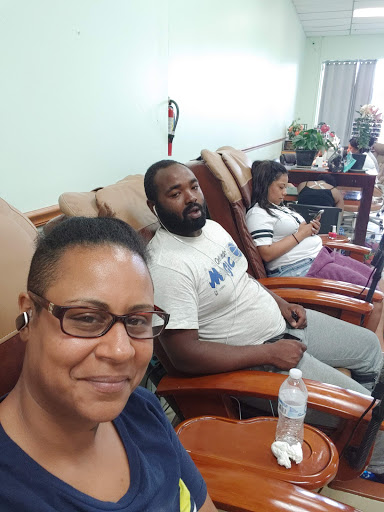 Beauty Salon «Jenny T Hair & Nail Salon», reviews and photos, 400 John F Kennedy Way # 80, Willingboro, NJ 08046, USA