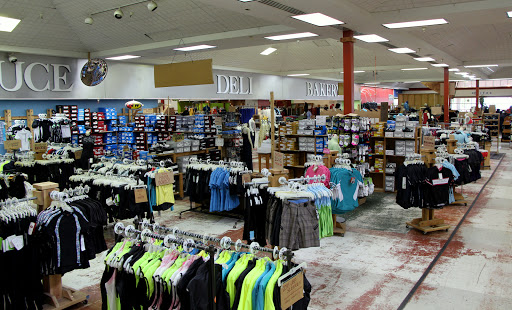 Sporting Goods Store «Sports Basement Presidio», reviews and photos, 610 Old Mason St, San Francisco, CA 94129, USA