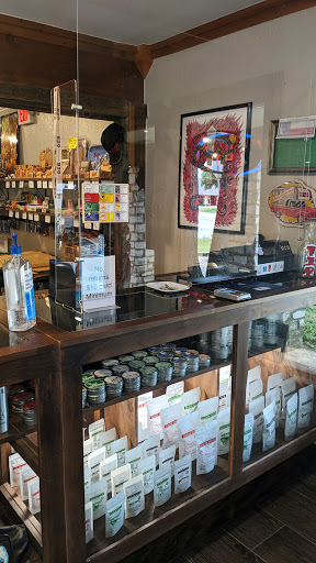 Tattoo Shop «One Love Tattoos», reviews and photos, 903 N Austin Ave, Georgetown, TX 78626, USA